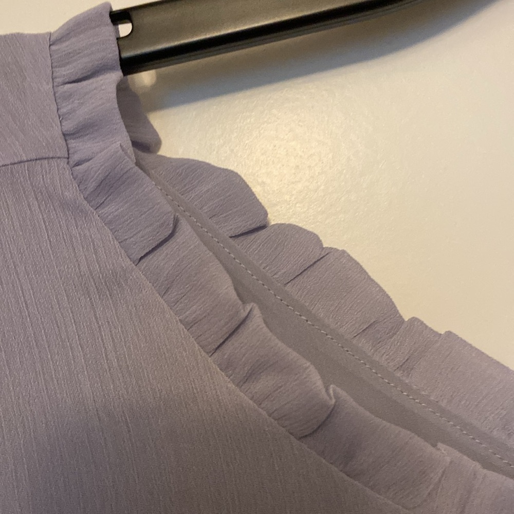 LOFT NWT Lilac peplum long sleeve top - Picture 5 of 8